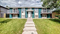 Spacious Apartment Available!