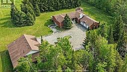 South Shelburne Country Home For Sale