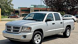 2008 Dodge Dakota Slt 3.7L 4X4 6-Speed Manual Crew Cab! 
