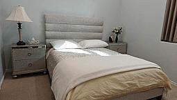 Room With Private Bathroom In Black Mountain