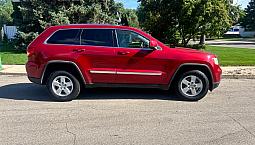 2011 Jeep Grand Cherokee 4x4 Low Mileage Mint Condition