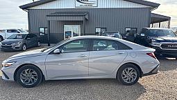 2024 Hyundai Elantra Sel Preferred