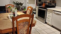 Grand 4 1/2 Avec Chauffage Secteur Tranquille