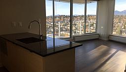 Condo With Direct Acces Marine  Drive Station Canada Line