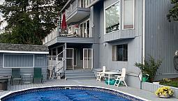 West Kelowna 2 Bdrm 1 Ba View+pool+hot Tub $2350