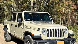 2020 Jeep Gladiator Overland 