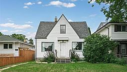 Charming Home In North Kildonan  - Pet Friendly!!!