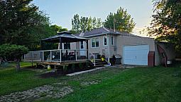 Lake Life At Its Best - Pelican Lake!
