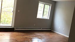35 Montgomery Cr/ Clayton Park