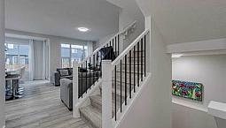 5+0 Beds House For Rent (Sw Calgary)