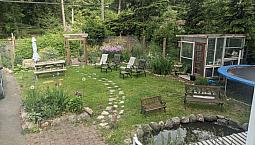 4 Bed   Den, 2 Bath - Sunny, Large Home