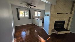 Amazing 3 Bedroom Main Floor With Updated Character In Brentwood