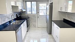 5½ Entièrement Rénové Avec Garage –chomedey, Laval ,1 900$/mois