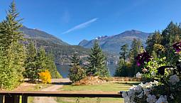 1 Bedroom 1 Bathroom Fully Furnished Studio Avail Mid-October