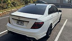  Mercedes C300 4Matic 2014 – Look Amg Unique & Très Propre