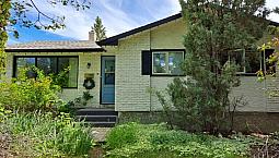 5 Bedroom + Den With Sunroom For Rent, Close To U Of M