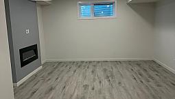 Spacious Modern 900 Sq. Ft. 1 Bedroom Basement Suite – Keswick