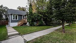 2 Bedroom + Den House For Rent – 112 Martin