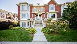 Condo 2 Chambres, 2 Stationnements - Longueuil