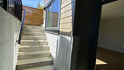 Modern 1Bed + 1 Bath Basement (Internet + Wifi + Utilities)