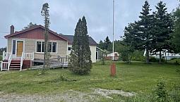 Excellent Starter Home Or Home For The Investor. Amazing Price!
