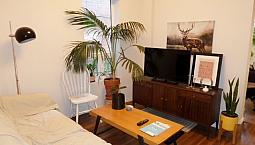 Charming Downtown 1-bed, 1-bath Main Floor Unit – Available Oct