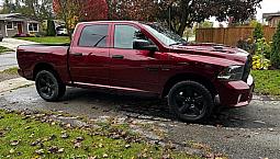 Ram 1500 Classic Hemi 5.7l 4x4- Burgundy