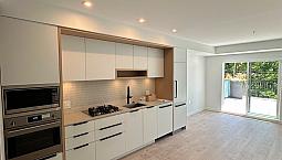 $2,650 / Mount Pleasant - 1 Bed / 1 Bath W/ Huge Patio