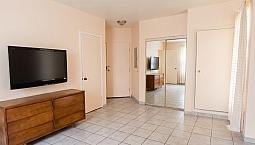 50% 1er Mois - 2 1/2 Metro Papineau Montréal Appartment