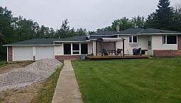 House On Acreage For Rent