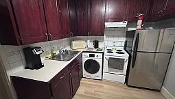 Crescent Heights Furnished 1X Bed Apt - Parking, Wifi, Utilities
