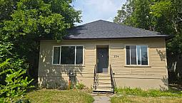 Newly Renovated Spacious Inner City 3 Br Main Floor