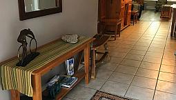 [Furnished] Premium 1-Bed Lakefront Condo On Skaha Lake – Pool