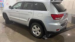 Jeep Grand Cherokee Laredo 4X4 Only 50K