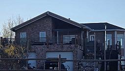 Gorgeous Raised Bungalow On 40 Acres