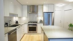 2 Bed 2.5 Bath Townhouse - Brentwood