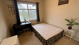 [Richmond] $925 All-Inclusive! Sunny Furnished Bedroom