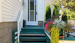2 Bedroom Basement Suite Furnished, Close To Whyte Ave & U Of A