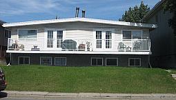 Walk To Sait 1250 Sq Ft 3 Bedroom Main Floor