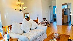 Bright Sunny 3 Bedroom Home For Rent