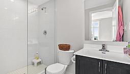 Bright 2 Bed 2 Bath Townhouse For Rent In Milton - $2700/mo