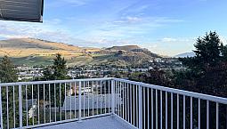 Bright Mission Hill Area Main Floor With A View