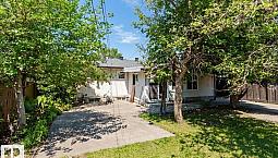 Bungalow In Greenfield Community