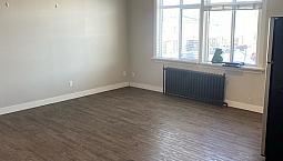2 Bedroom, 1 Bathroom Apartment For Rent. 