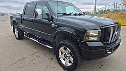 2007 Ford F350    Harley Davidson