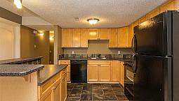 Exclusive Kijiji Only: 2 Bd; Renovated Townhome; Private Yard