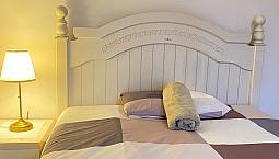 Upstairs A Cozy Room With Private Bathroom 