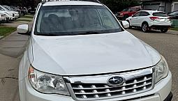 Subaru Forester 2011 Touring Non-Turbo