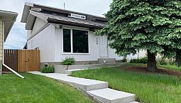 Beautifully Renovated Legal 2 Bedroom Basement Suite