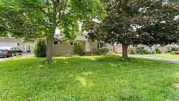 Beautiful Upper Level Of Bungalow Available Immediately
